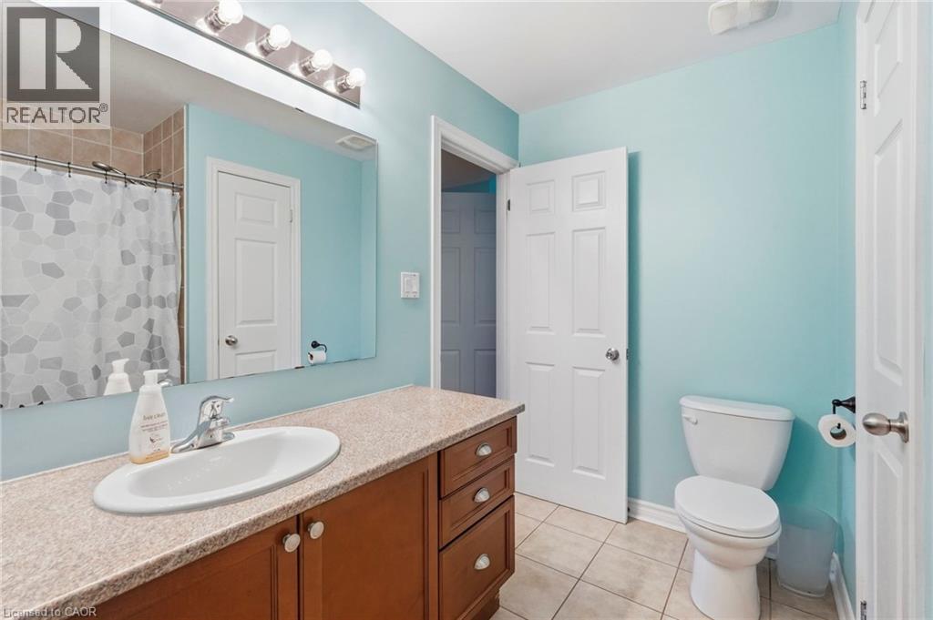1076 Ryckman Common — photo 26