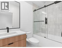 1 1986 E 8th Avenue, Vancouver, BC V5N1V1 Photo 13