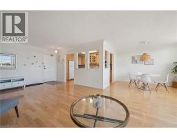 65 Westmount Road N Unit# 910, Waterloo, ON N2L5G6 Photo 14