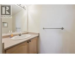 65 Westmount Road N Unit# 910, Waterloo, ON N2L5G6 Photo 26