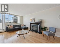 65 Westmount Road N Unit# 910, Waterloo, ON N2L5G6 Photo 10