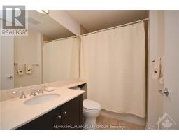 302 - 245 Kent Street, Ottawa, ON K2P0A5 Photo 14