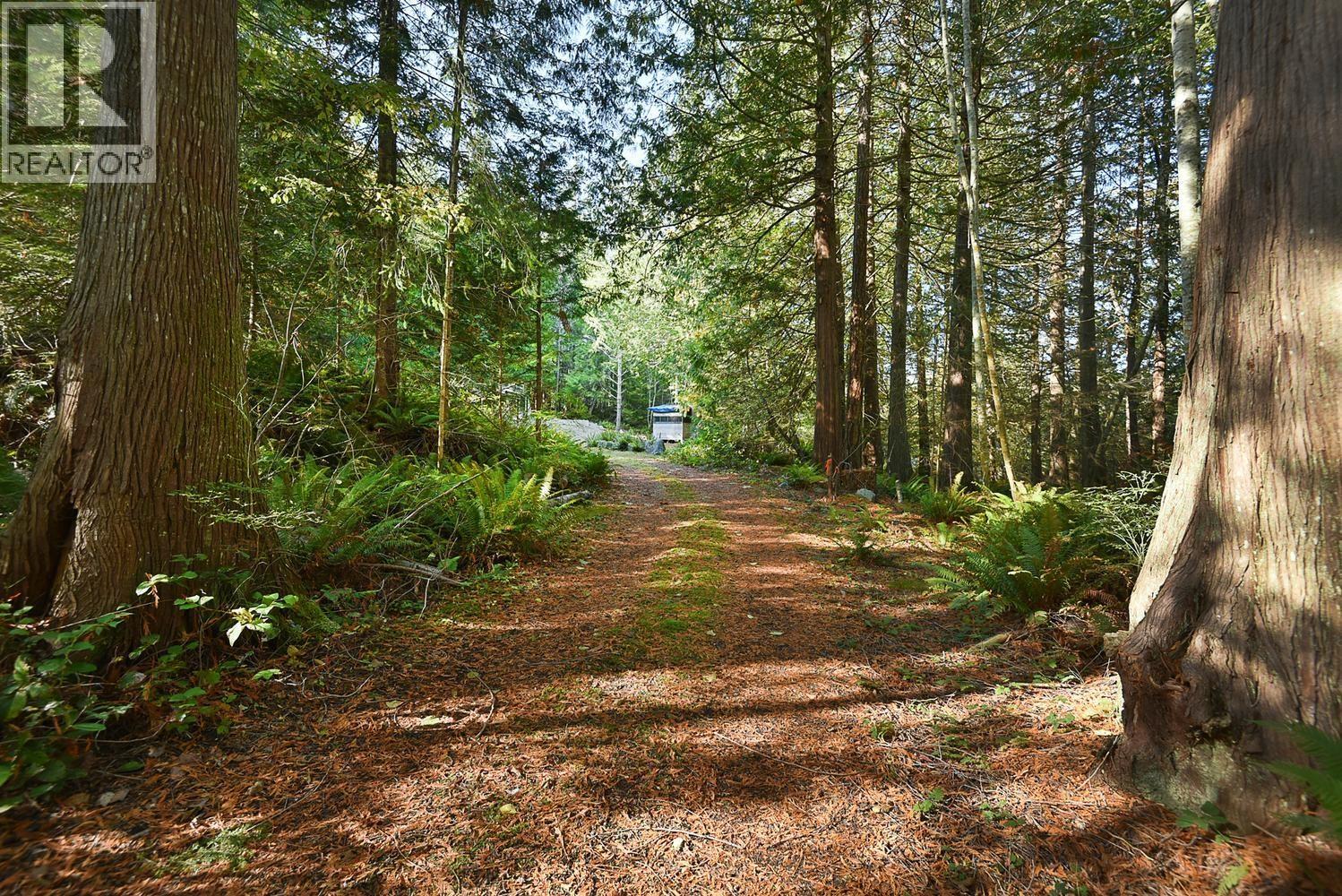 4713 HOTEL LAKE CRESCENT, Garden Bay - Image 1