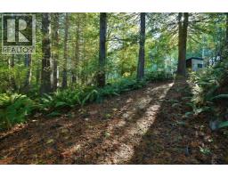 4713 Hotel Lake Crescent, Garden Bay, BC V0N1S1 Photo 22