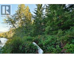 4713 Hotel Lake Crescent, Garden Bay, BC V0N1S1 Photo 31