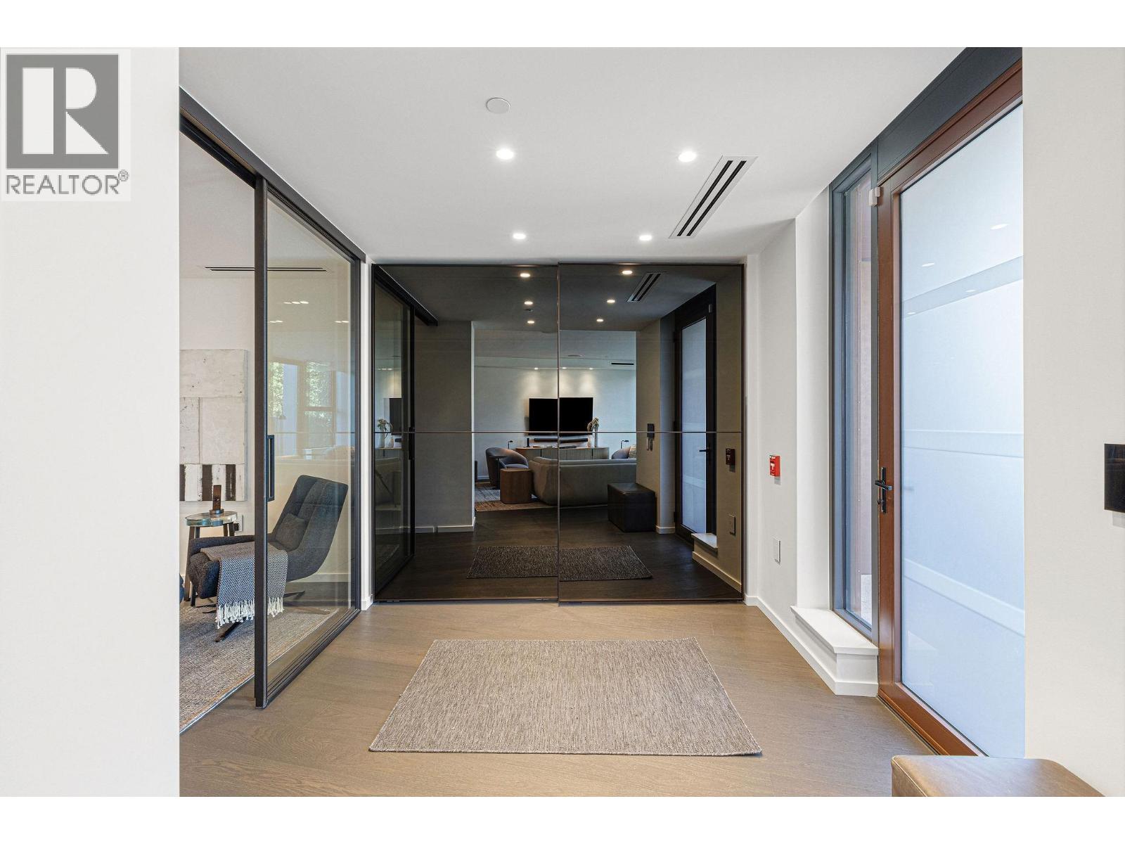 101 1601 QUEBEC STREET, Vancouver - Image 1