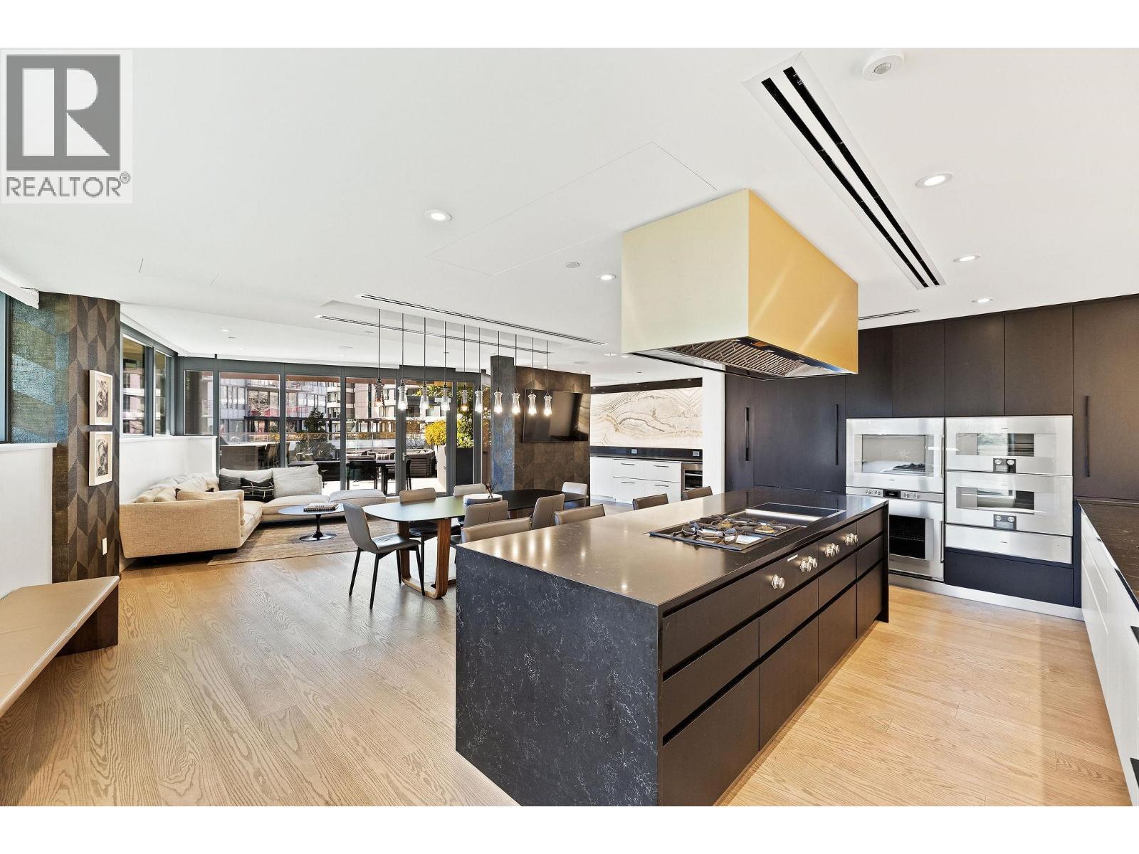 101 1601 QUEBEC STREET, Vancouver - Image 1