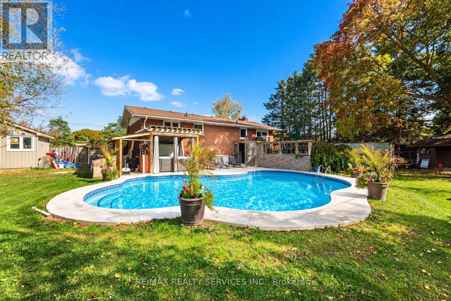 32 Caledon Street — photo 30
