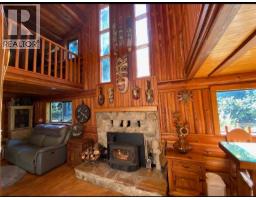 604 Waugh Road, Mayne Island, BC V0N2J1 Photo 11