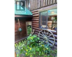 604 Waugh Road, Mayne Island, BC V0N2J1 Photo 18