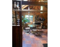 604 Waugh Road, Mayne Island, BC V0N2J1 Photo 6