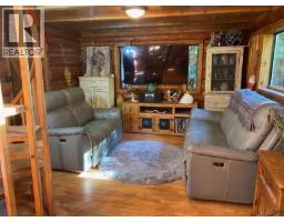 604 Waugh Road, Mayne Island, BC V0N2J1 Photo 9