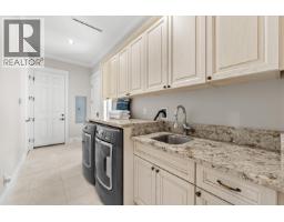 8651 Williams Road, Richmond, BC V7A1G7 Photo 12