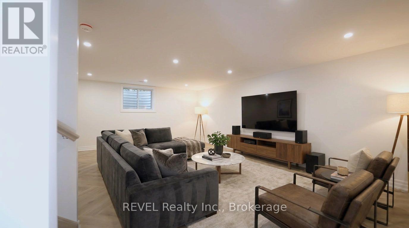64 BAY BERRY LANE - Image 38