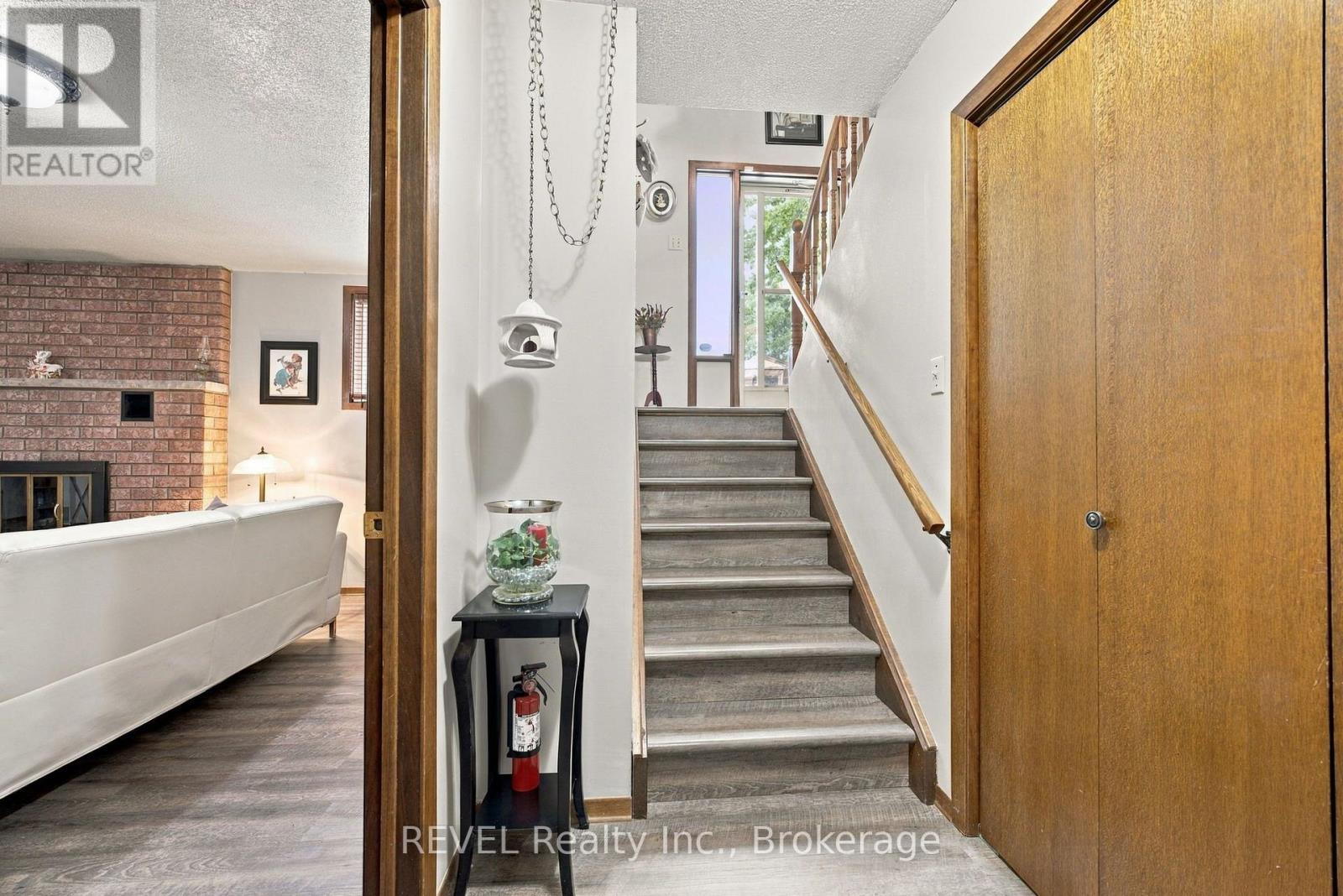 10 MICHELLE DRIVE - Image 26