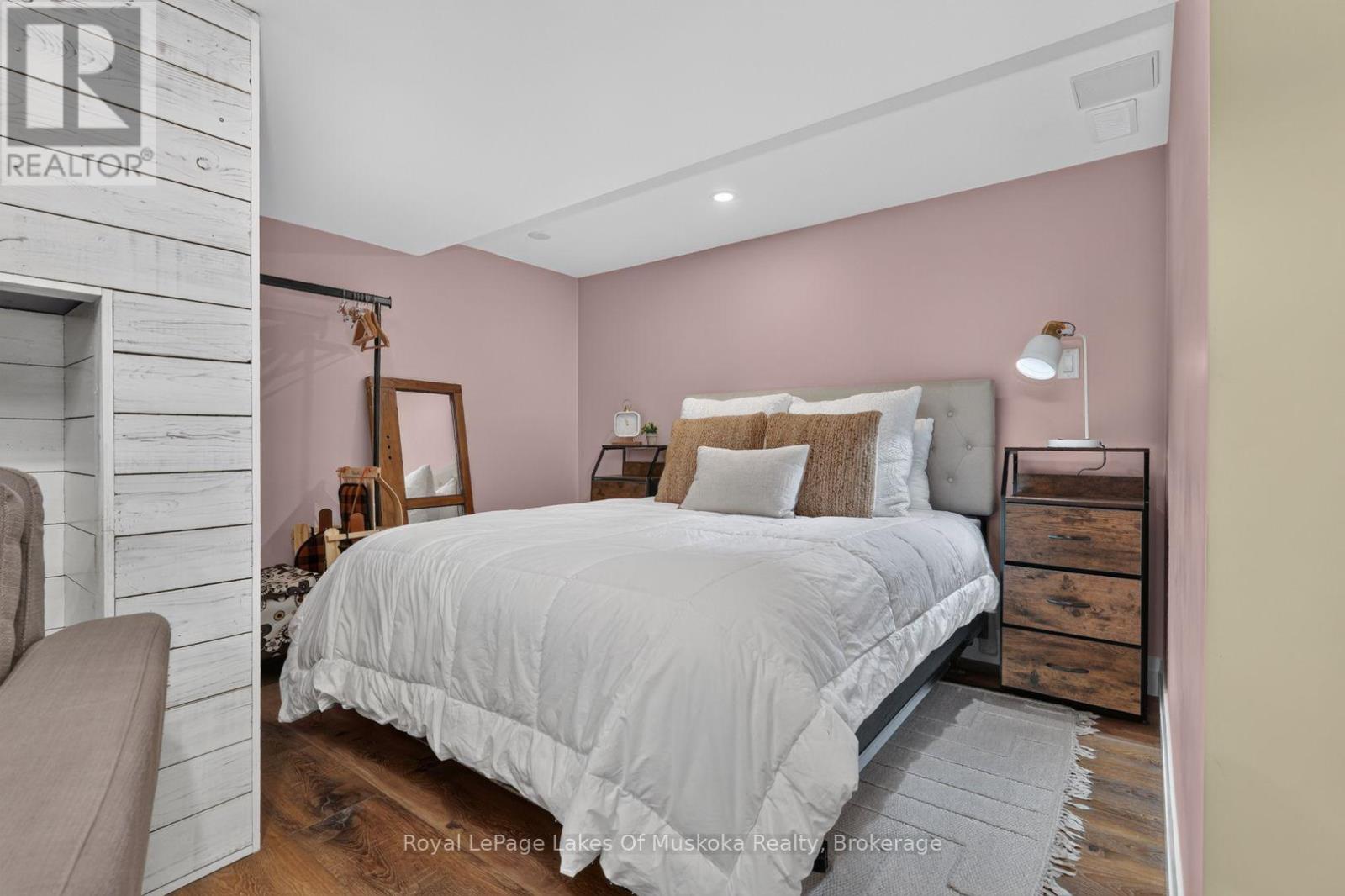 206 LAKEWOOD PARK ROAD - 32