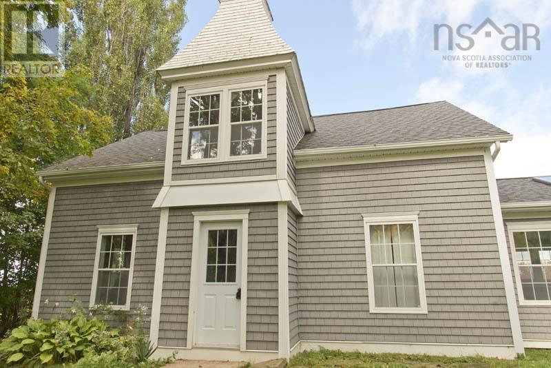 Property 2 of 44 of 175 East Torbrook Road