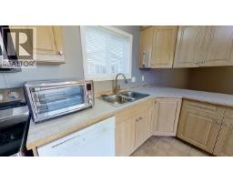 Foyer - 53 9203 82 Street, Fort St  John, BC V1J5G5 Photo 8