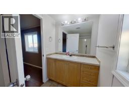 53 9203 82 Street, Fort St  John, BC V1J5G5 Photo 17