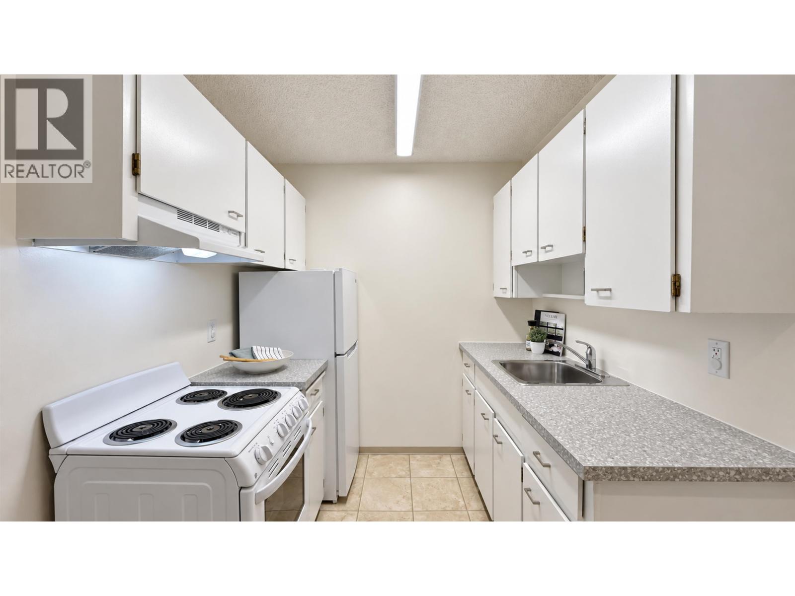 110 2033 W 7TH AVENUE, Vancouver - Image 1