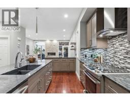2207 32 Avenue SW - photo 7