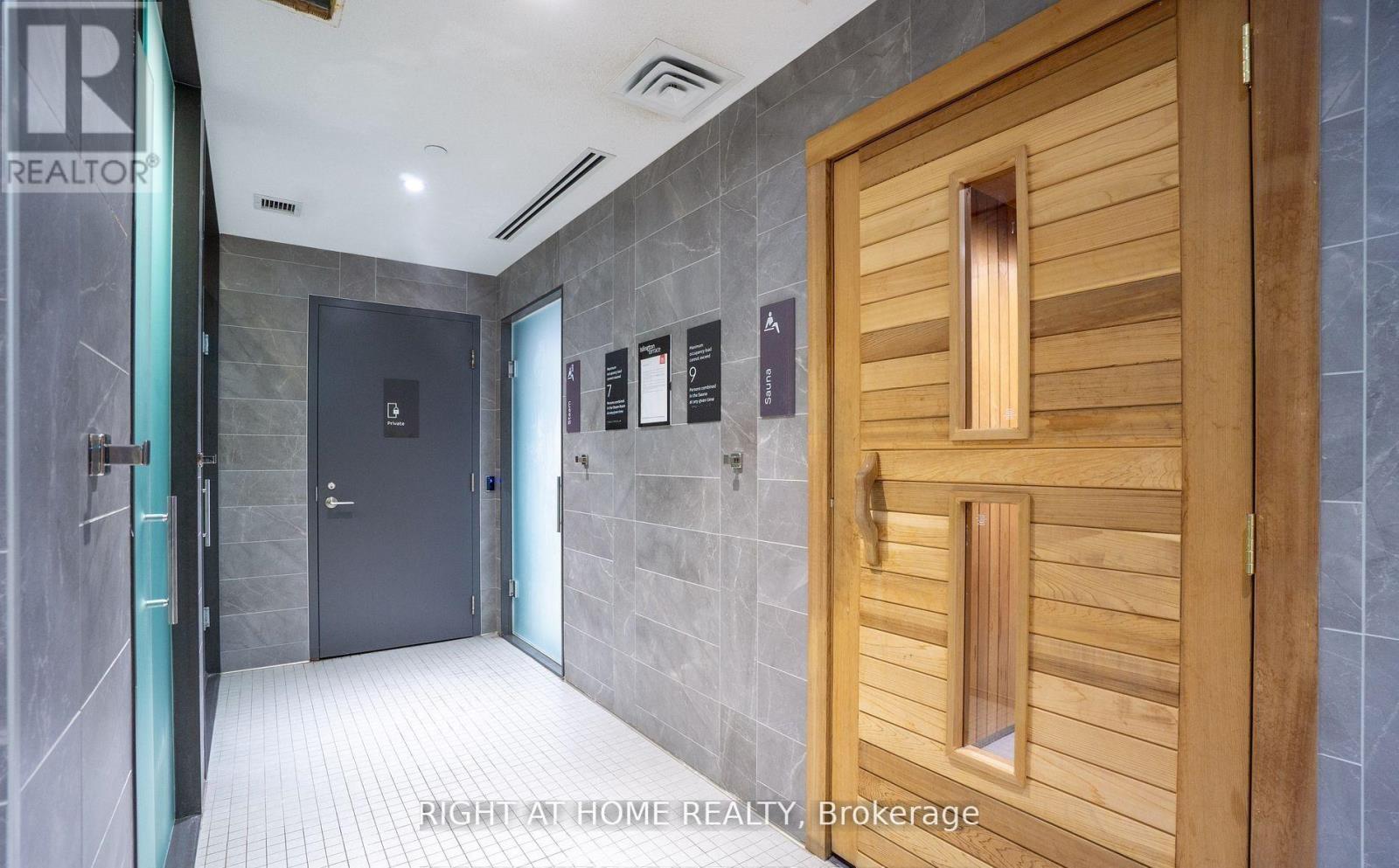 9 Mabelle Avenue — photo 17