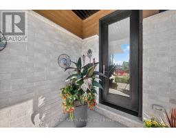 Laundry room - 35 - 300 Richmond Street, Thorold, ON L2V0L6 Photo 6