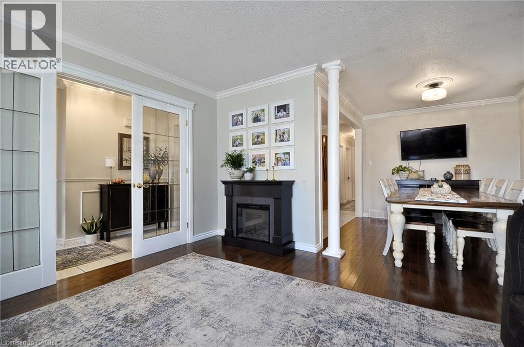 44 MERCER Road - Image 16