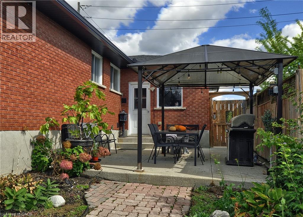 44 MERCER Road - Image 28