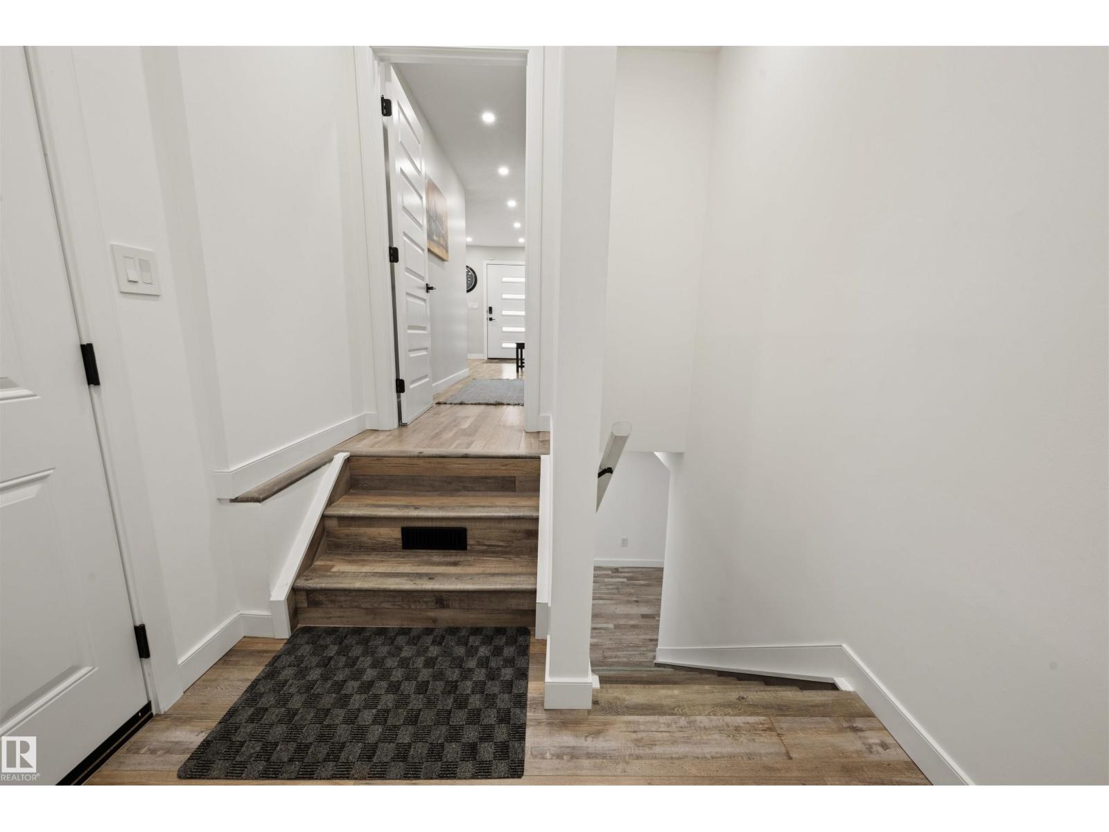 18512 90 Avenue NW, Belmead — photo 30 of 30: Property photo