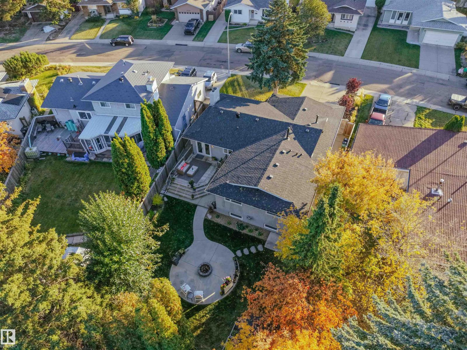 18512 90 AV NW - 66