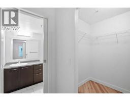 235, 35 Richard Court SW - photo 15