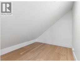 2 1986 E 8th Avenue, Vancouver, BC V5N1V1 Photo 25