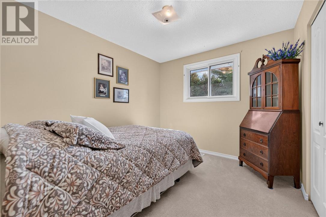 1699 Harry Street - Image 30