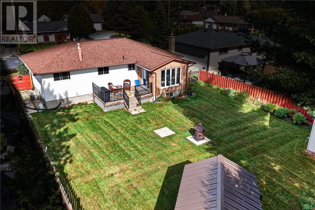 1699 Harry Street - Image 3