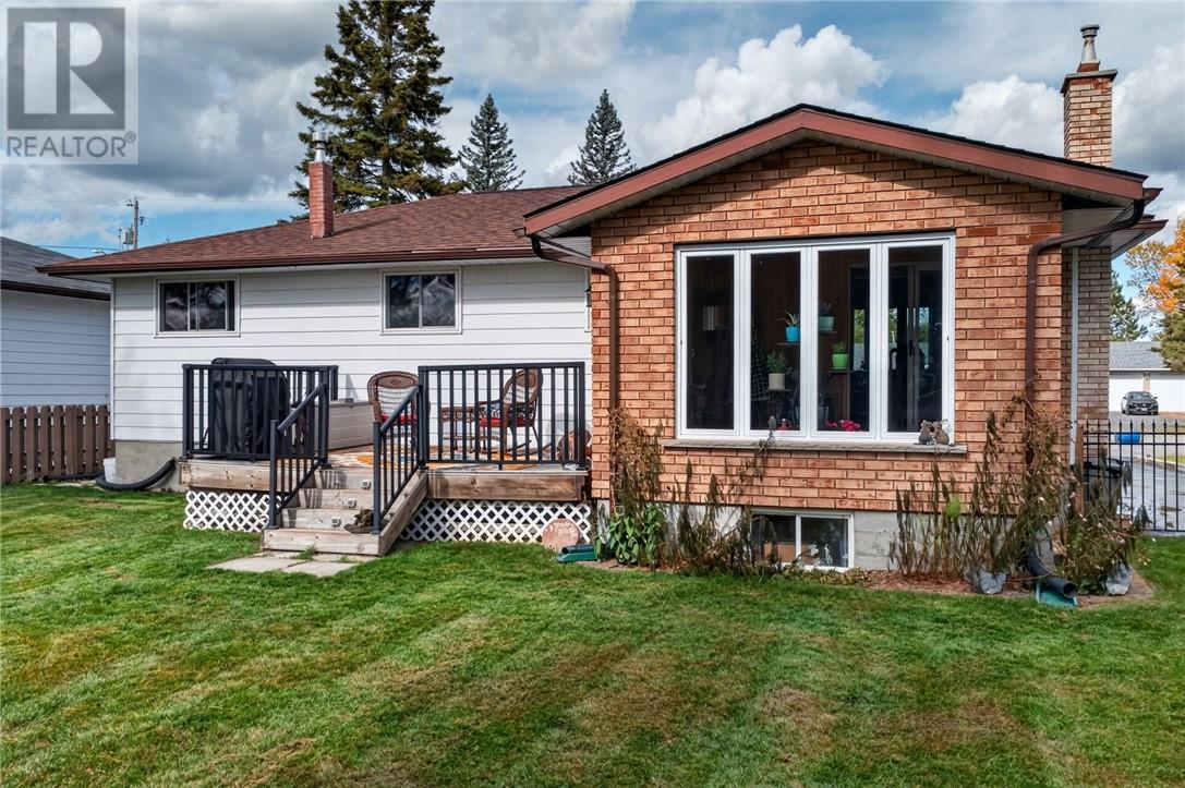 1699 Harry Street - Image 49