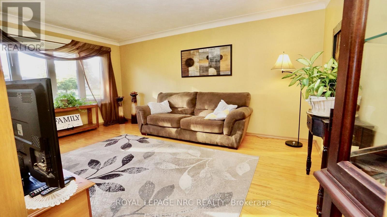 7030 WHITMAN AVENUE - Image 7