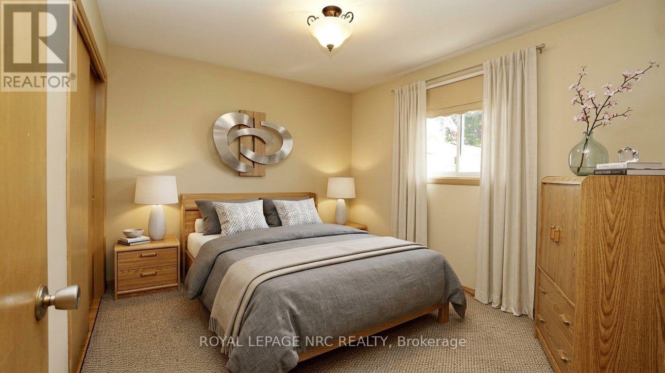 7030 WHITMAN AVENUE - 16