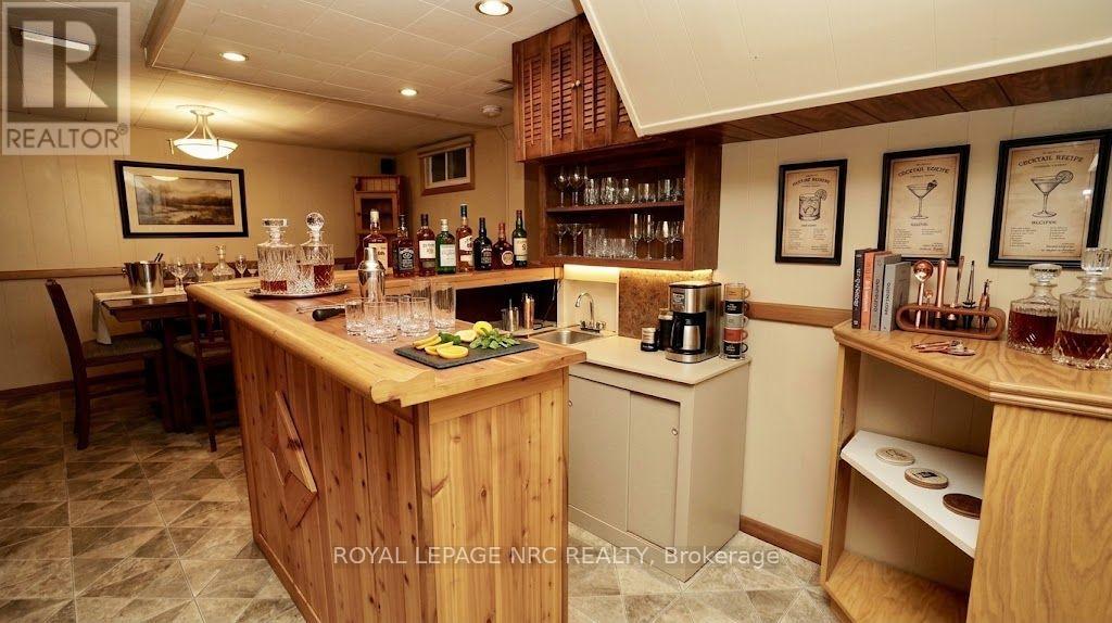 7030 WHITMAN AVENUE - Image 30