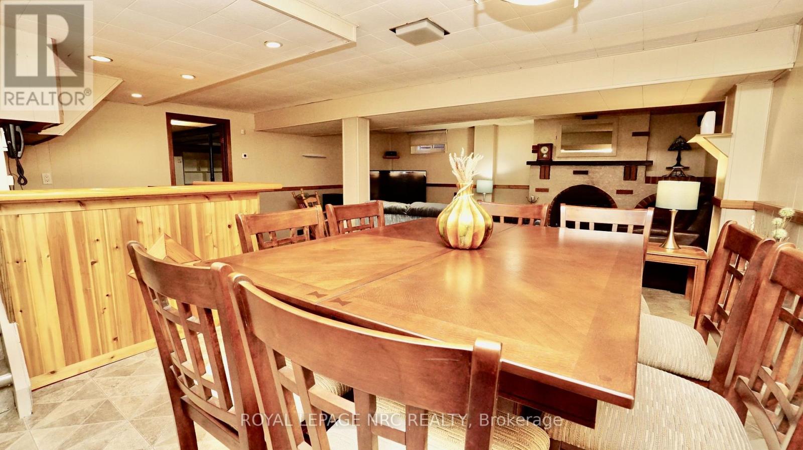 7030 WHITMAN AVENUE - Image 32