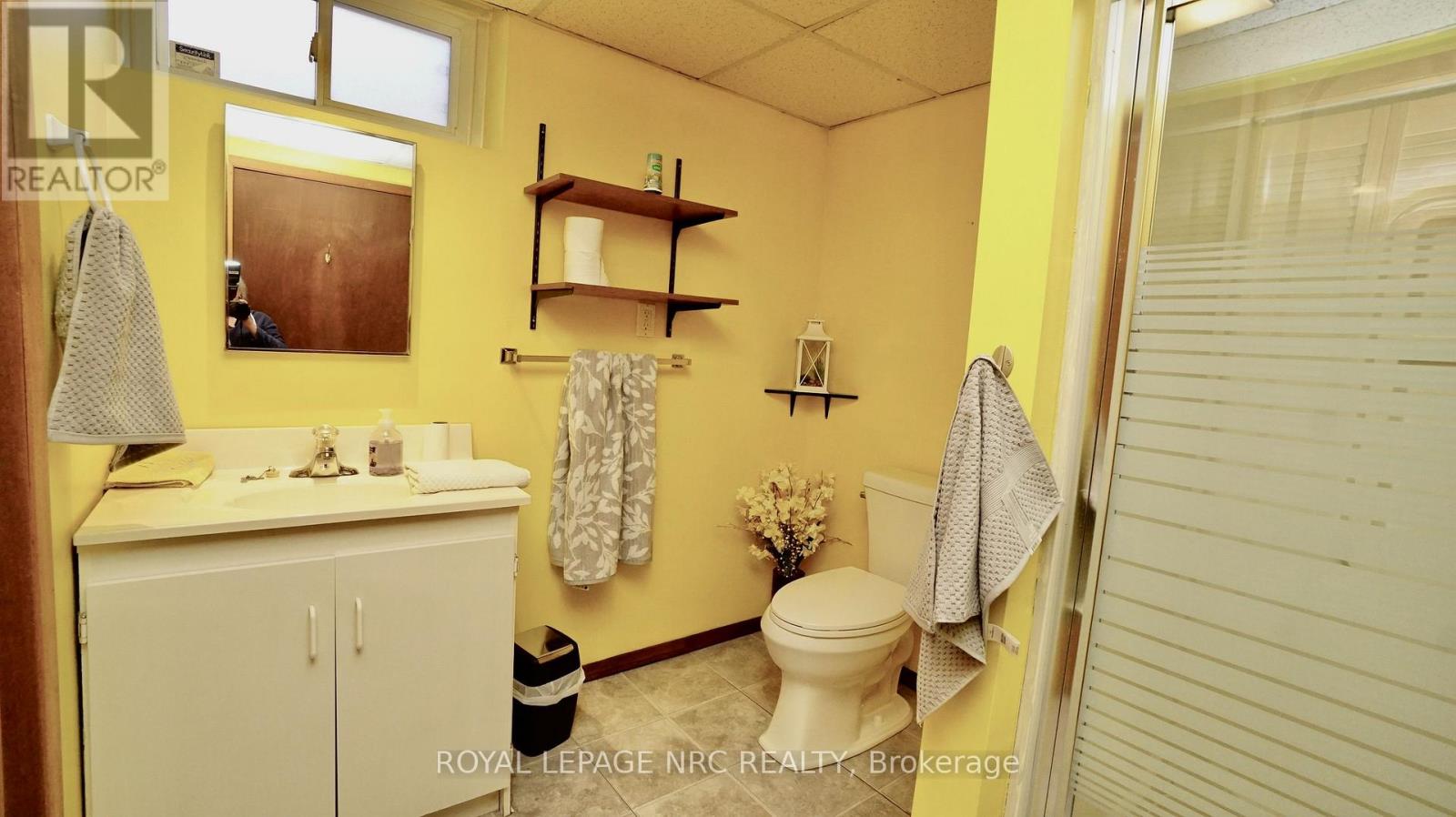7030 WHITMAN AVENUE - 34