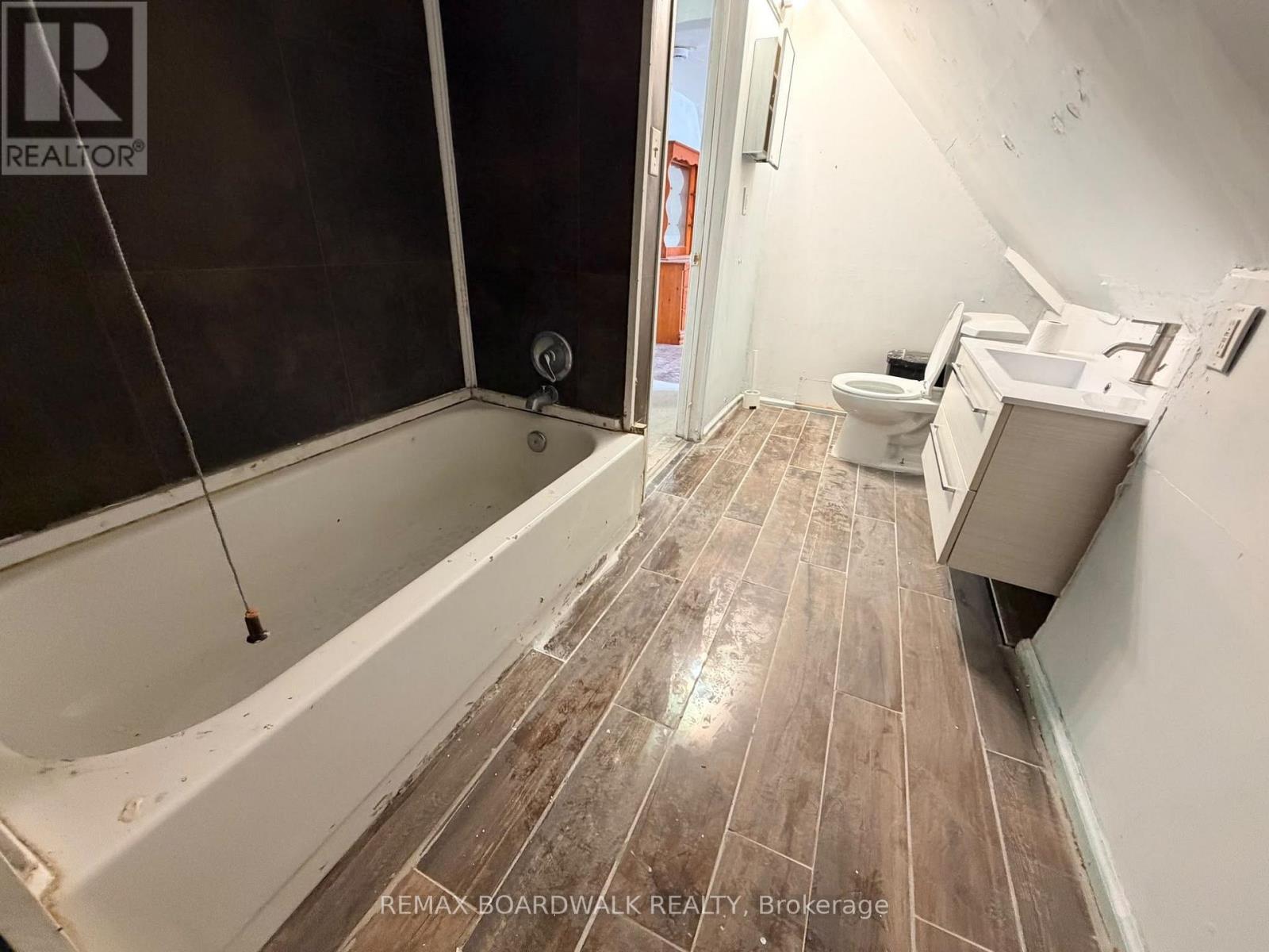 205 FIRST STREET E - 24