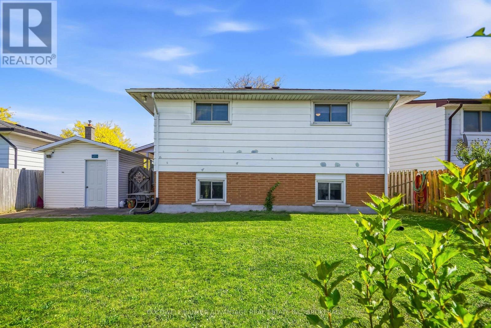 7451 REDHAVEN CRESCENT - 27