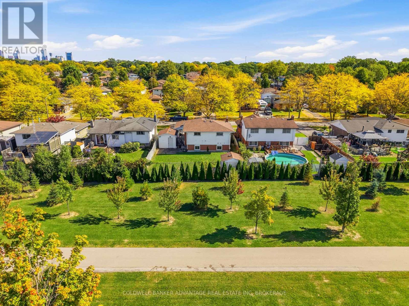 7451 REDHAVEN CRESCENT - Image 35