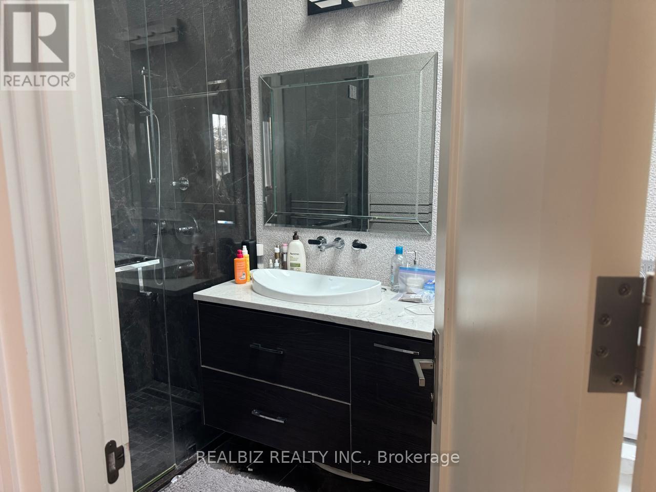 39 Hemford Crescent — photo 17