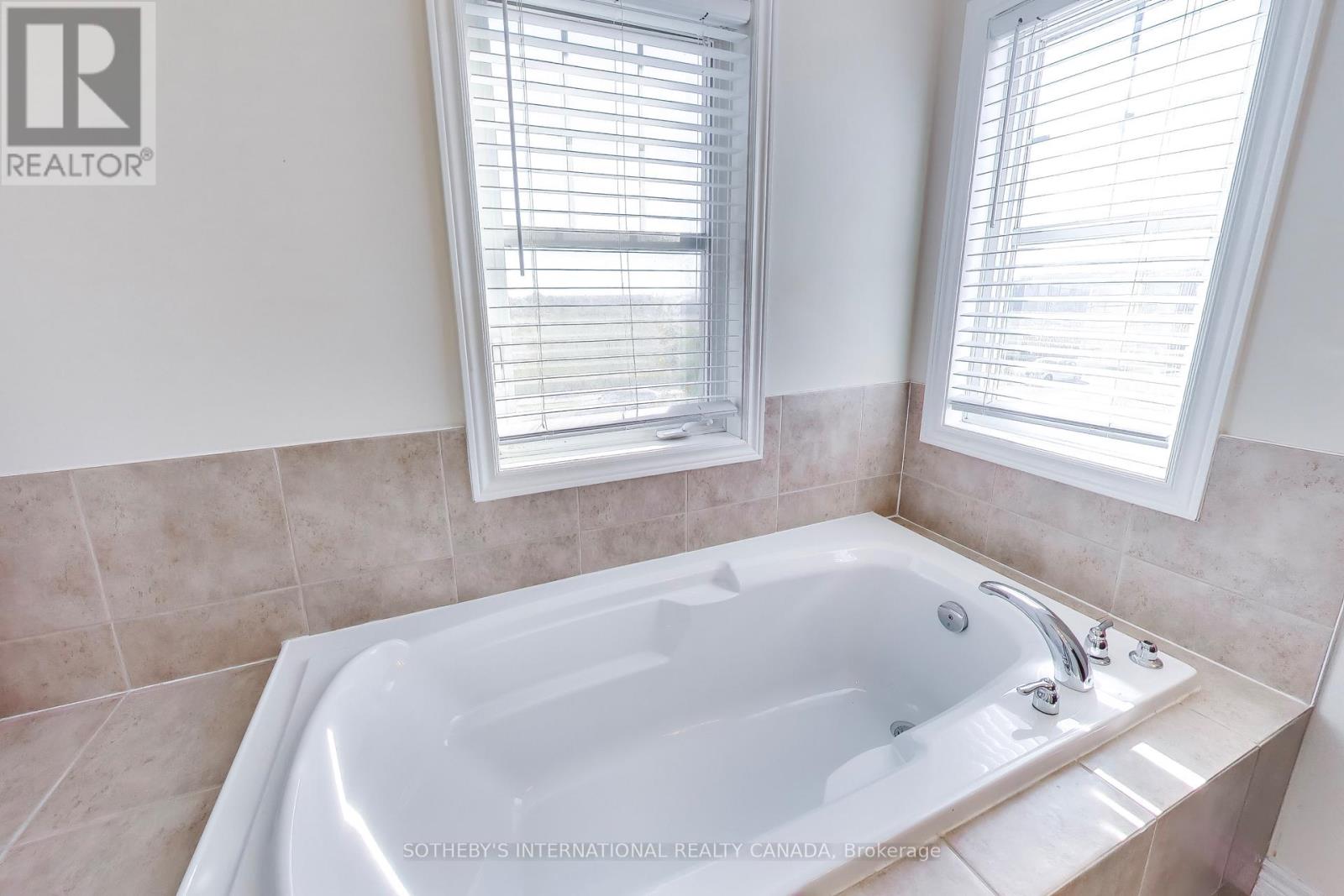 2 Frank Davis Street, Markham, ON photo 23