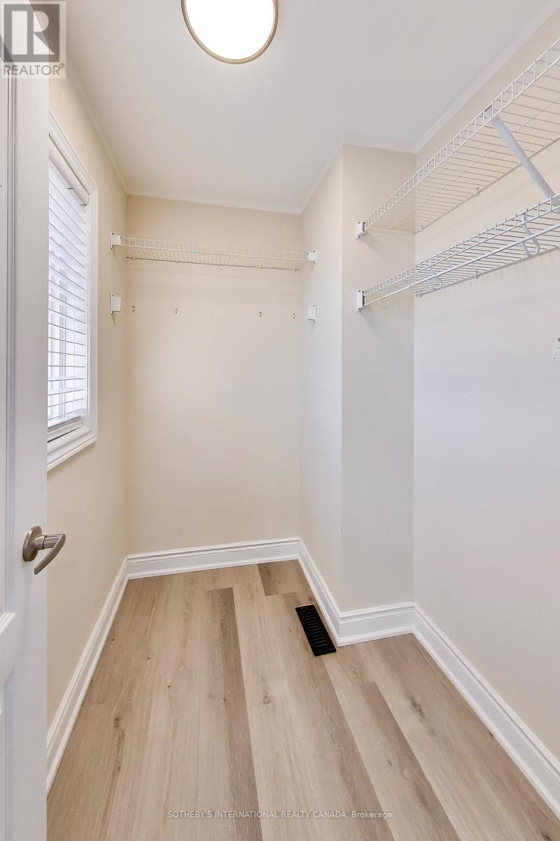 2 FRANK DAVIS STREET - 28