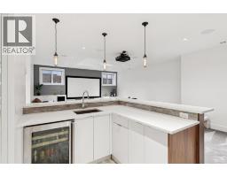 2008 48 Avenue Sw, Calgary, AB T2T2T5 Photo 43
