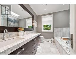 358 Elm Road, Toronto, ON M5M3V6 Photo 21