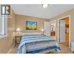 546 Redwing Drive, Penticton, BC V2A8N7 Photo 22
